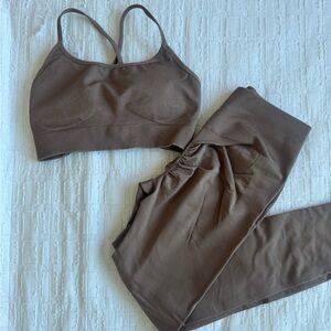 Seamless Sports Bra and Leggings Set